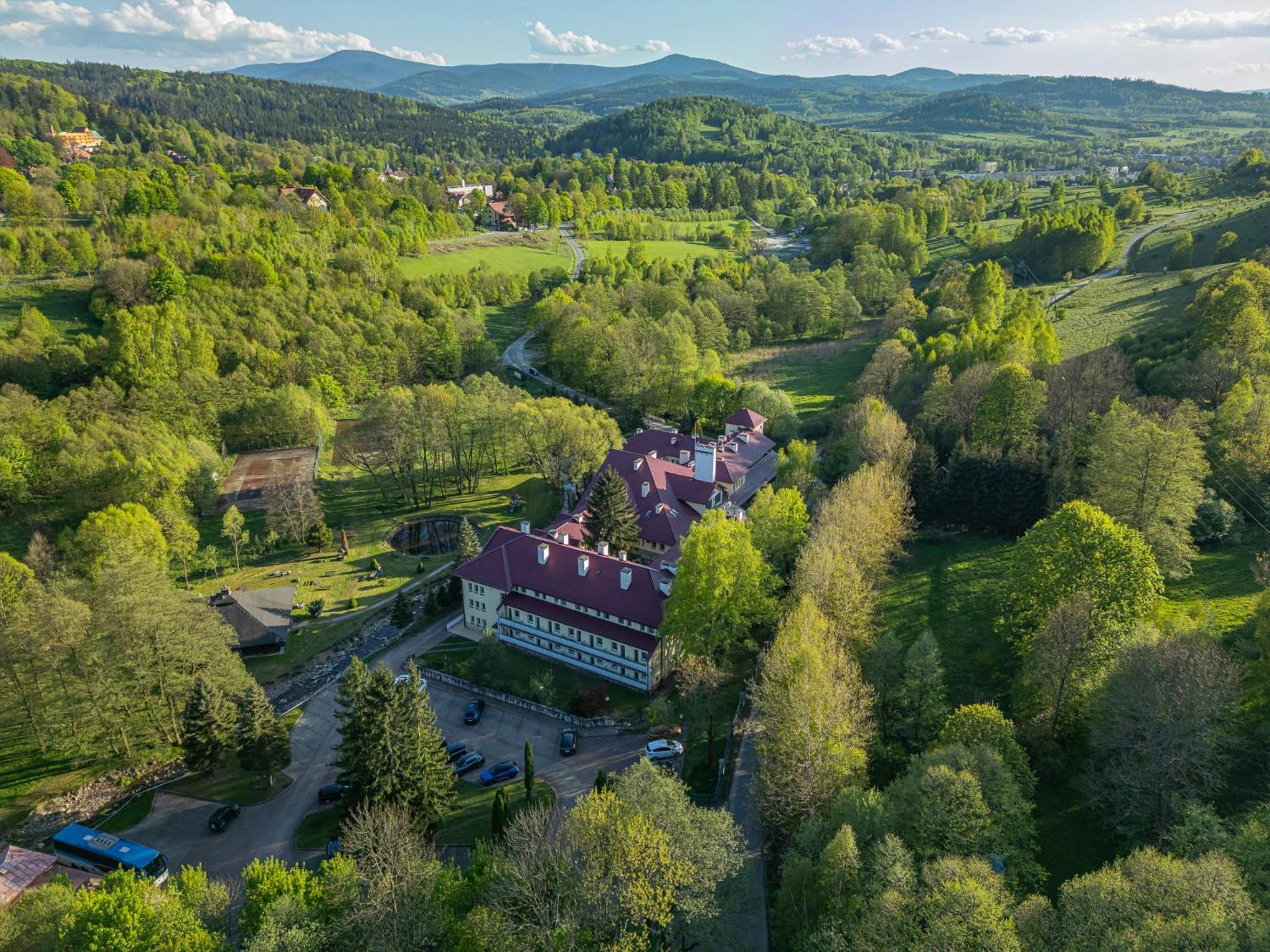 Geovita Ladek Zdroj Esterno foto